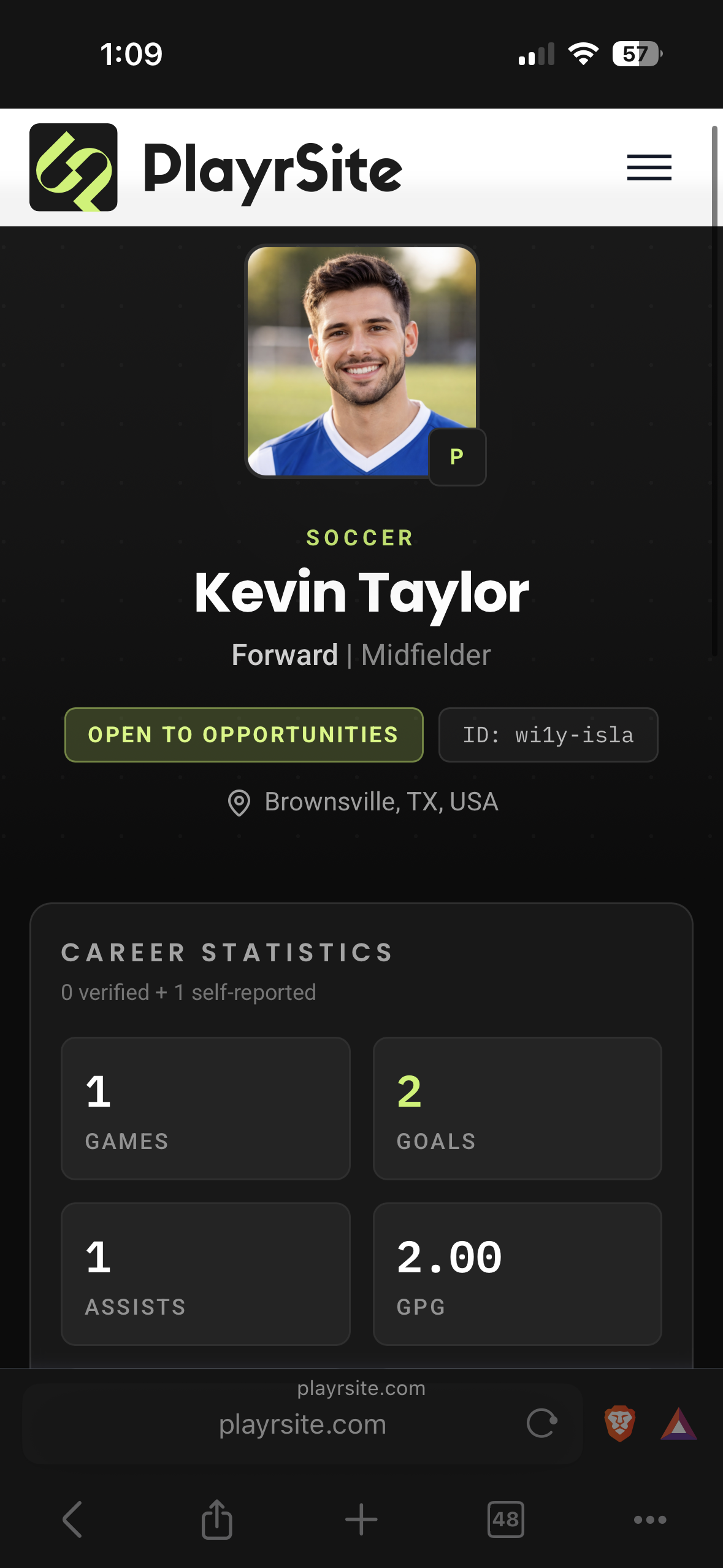 Example public player profile on PlayrSite with Open to opportunities and reference ID